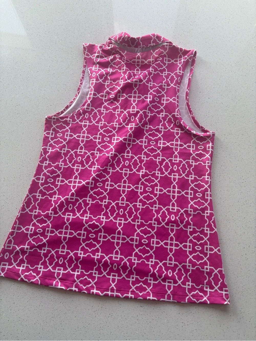 Gottex Sleeveless Golf Top in Pink Geo - Picture 2 of 3